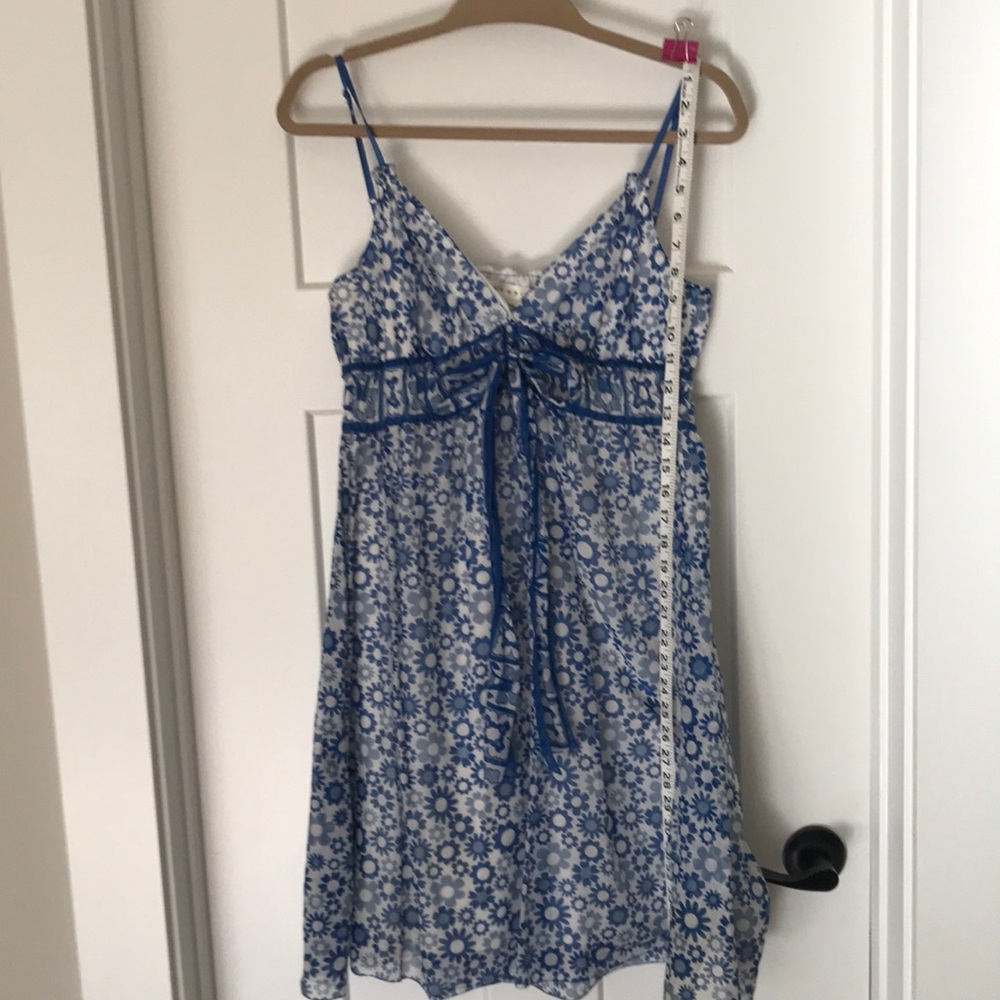 Studio M blue and white dress size L